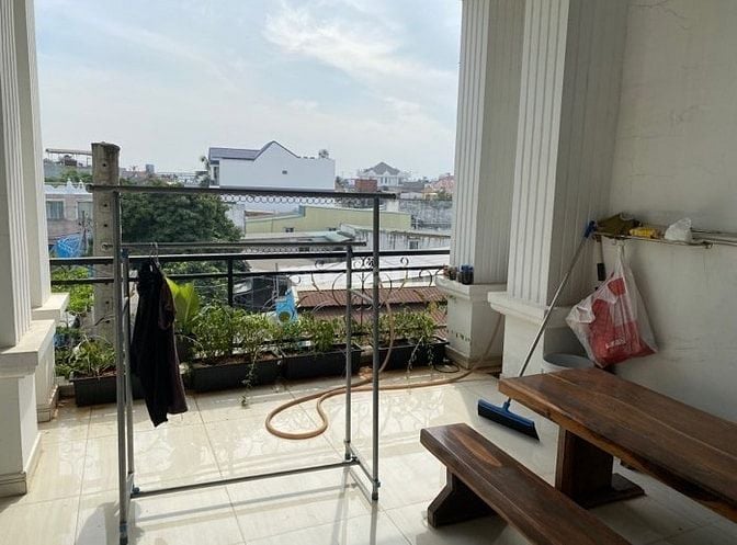 BÁN NHÀ BIỆT THỰ NỘI THẤT ĐẸP – Ô TÔ NGỦ TRONG NHÀ – HIỆP BÌNH PHƯỚC, 