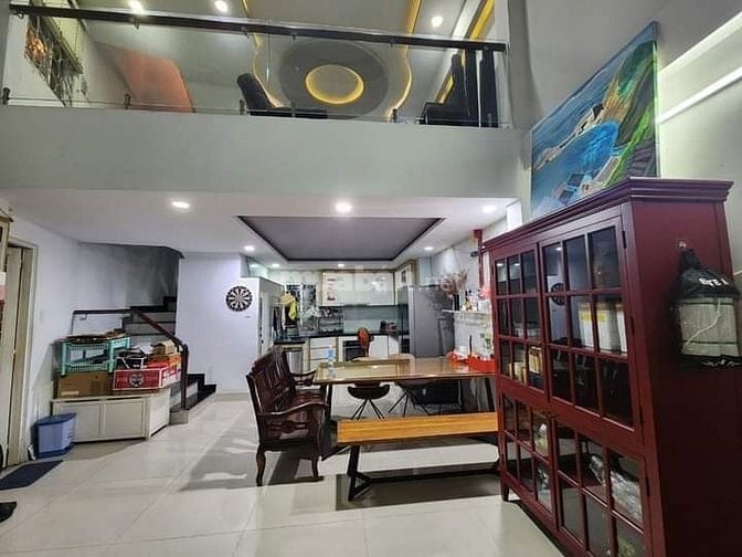 Cần tiền bán gấp nhà Phan Văn Trị,p1  Gò Vấp. 