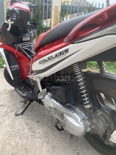 CHÍNH CHỦ BÁN XE HONDA AIR BLADE-CHẠY TỐT-GIÁ TỐT