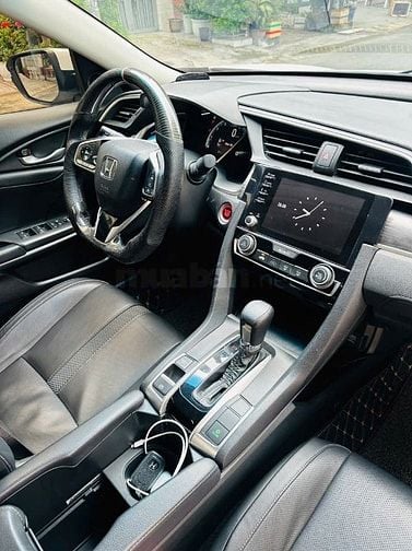 Bán xe Honda Civic 1.8G Đời 2021 (xe nhập Thái)
