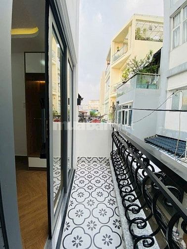 Nhà chưa qua đầu tư  Nhà đường Vườn Chuối Phường 4 Quận 3 