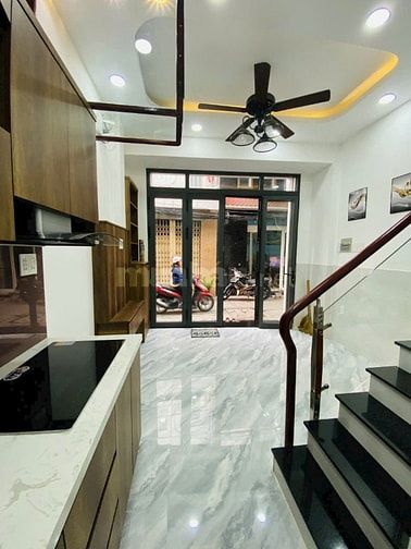 Nhà chưa qua đầu tư  Nhà đường Vườn Chuối Phường 4 Quận 3 