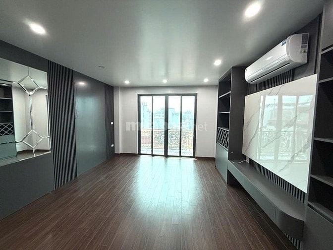 PHÂN LÔ - Ô TÔ ĐỖ CỬA - 7 TẦNG - THANG MÁY - NHÀ MỚI - 2 THOÁNG