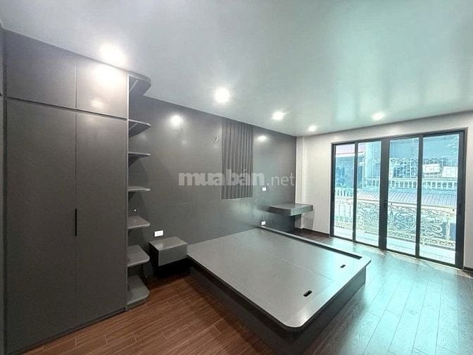 PHÂN LÔ - Ô TÔ ĐỖ CỬA - 7 TẦNG - THANG MÁY - NHÀ MỚI - 2 THOÁNG