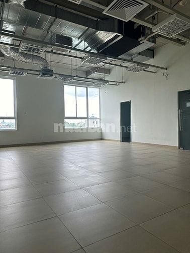 Cho thuê Mặt bằng/VP KD ngay mặt tiền đường lớn 30m KDC Cát Lái