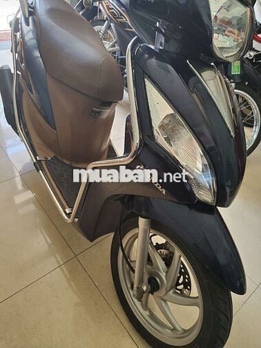 Cần bán xe vision 2015