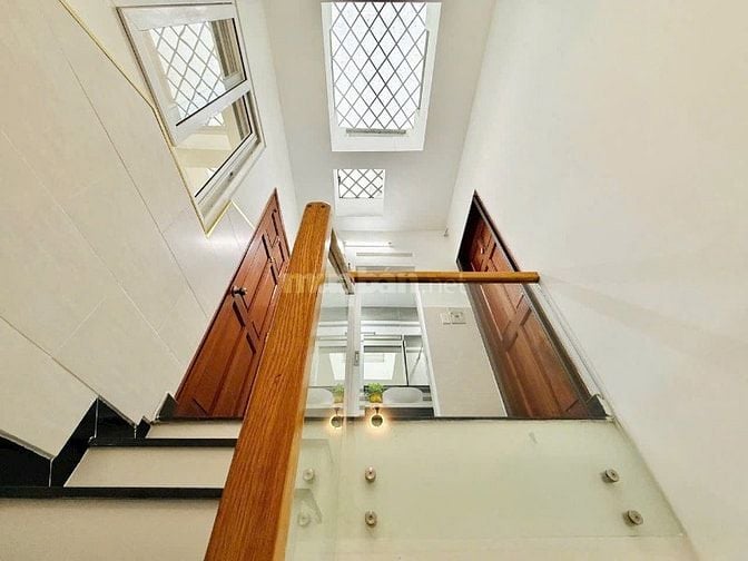 Bán căn 58m2 giá 2 tỷ 250 triệu đường số 21, phường 8, Gò Vấp.