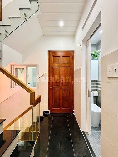 Bán căn 58m2 giá 2 tỷ 250 triệu đường số 21, phường 8, Gò Vấp.