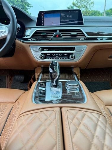 🆕 BMW 740Li   • Odo : 12.333 kilomet • Sản xuất : 2019 - xe hoàn hảo