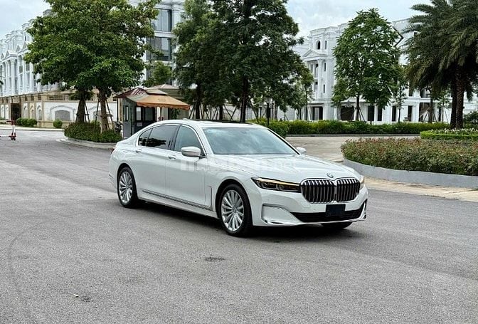 🆕 BMW 740Li   • Odo : 12.333 kilomet • Sản xuất : 2019 - xe hoàn hảo