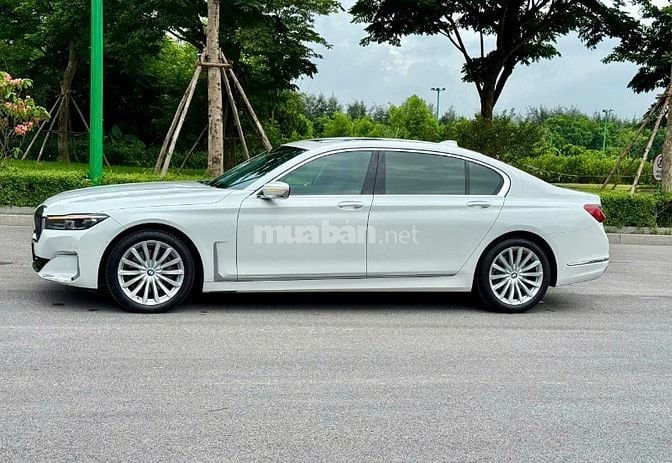 🆕 BMW 740Li   • Odo : 12.333 kilomet • Sản xuất : 2019 - xe hoàn hảo