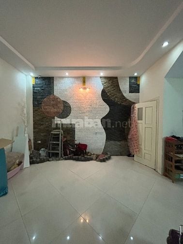 THÁI THỊNH - NHÀ ĐẸP Ở LUÔN - Ô TÔ VÀO NHÀ - KHU VỰC TIỆN ÍCH BẠT NGÀN