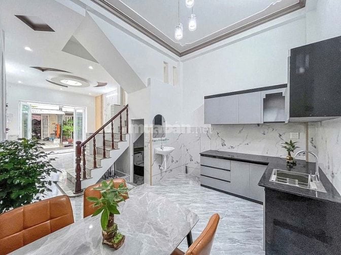 Nhà ở gia đình 4 5 người thoải mái rộng rải với 3pn 3wc