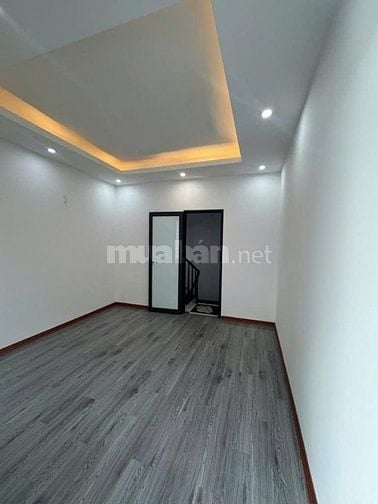 NHÀ MỚI 5 TẦNG PHỐ VĨNH HƯNG - HOÀNG MAI - 10M RA PHỐ - 5,8 TỶ