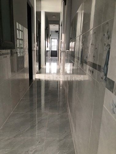 phòng mới 100% ,có tháng máy ,giá 1tr6 đến 2tr3