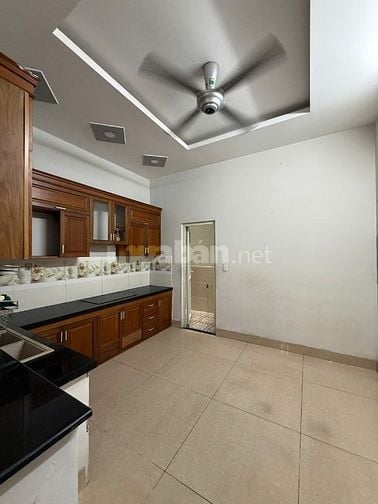 Cho thuê nhà hẻm 616 Lê Đức Thọ