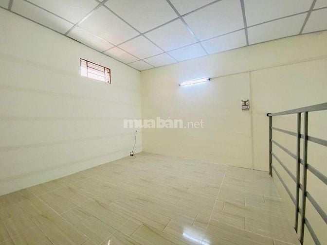 PHÒNG RỘNG CÓ GÁC 25M2 - TÂN PHÚ - HÒA BÌNH - WIFI FREE