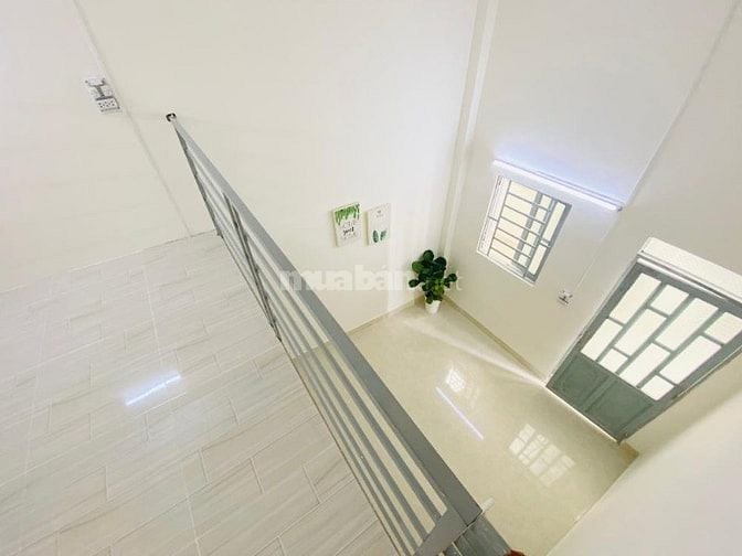 PHÒNG RỘNG CÓ GÁC 25M2 - TÂN PHÚ - HÒA BÌNH - WIFI FREE
