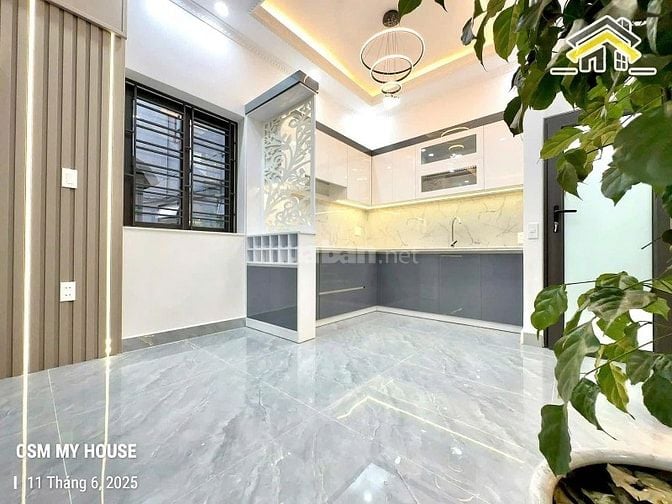 Bán nhà đường số 18 - 1 trệt 2 lầu. Giá 1,980 tỷ - DT:65m2. Ngay chợ