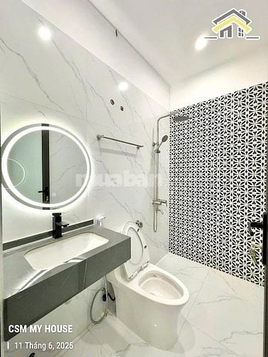 Bán nhà đường số 18 - 1 trệt 2 lầu. Giá 1,980 tỷ - DT:65m2. Ngay chợ