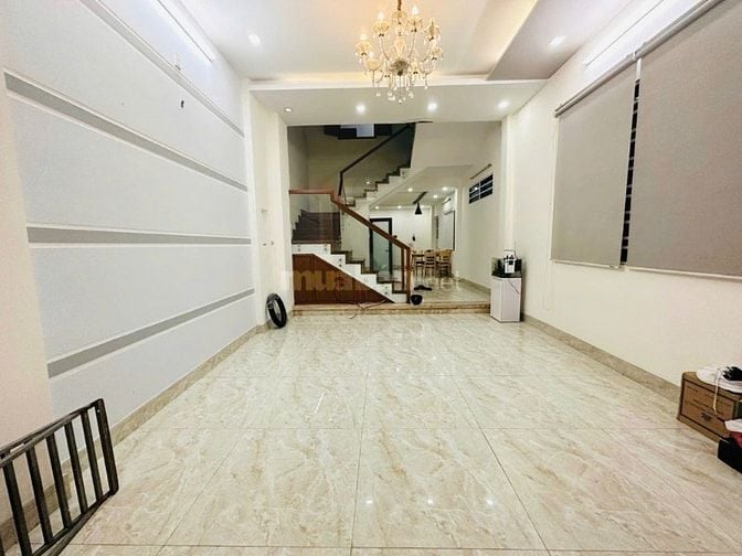 GÓC 2 MẶT KIỆT - HOÀNG DIỆU THÔNG NGUYỄN HOÀNG - 4.6 TỶ