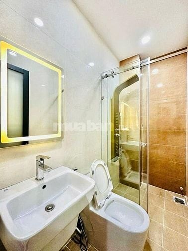 Xoay tiền bán gấp nhà 47m2 Nguyễn Trọng Tuyển, P1, Tân Bình. Sổ sẵn