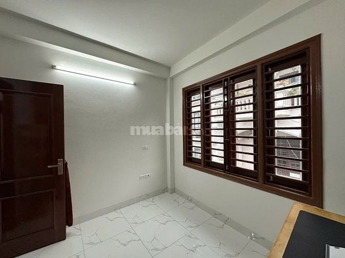 Về Ở Luôn – Nhà Độc Lập Chắc Chắn, Full Gỗ Tự Nhiên – Gần Vinhome