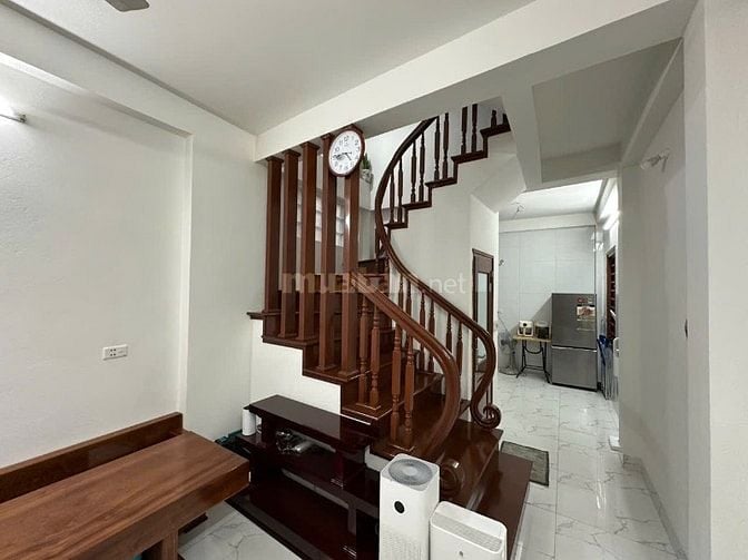 Về Ở Luôn – Nhà Độc Lập Chắc Chắn, Full Gỗ Tự Nhiên – Gần Vinhome