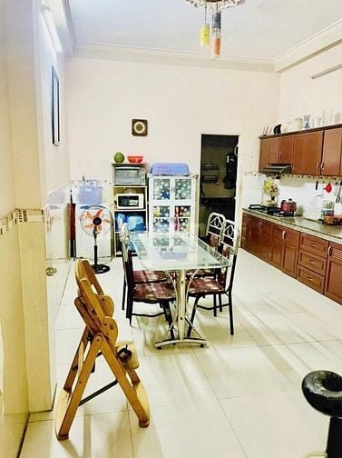 Bán 2 tỷ 350. Nhà 59m2 Lê Quang Định, Gò vấp xây 4 lầu. Cho thuê 12 tr