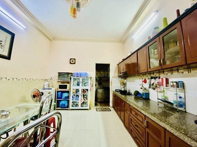 Bán 2 tỷ 350. Nhà 59m2 Lê Quang Định, Gò vấp xây 4 lầu. Cho thuê 12 tr