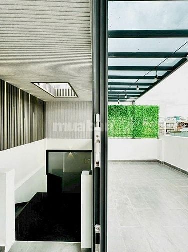 Nhà 33m2 Huỳnh Văn Bánh gần ngã 4 Lê Văn Sỹ. Giá 1,8 tỷ xây 3 tầng