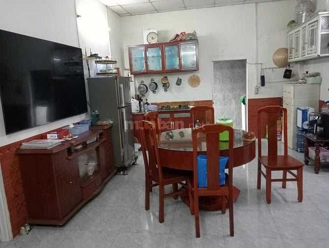 Cần Bán Gấp Nhà Cấp 4 Nở Hậu – Xe Hơi Vào Tận Sân – Giá Cực Tốt Tại