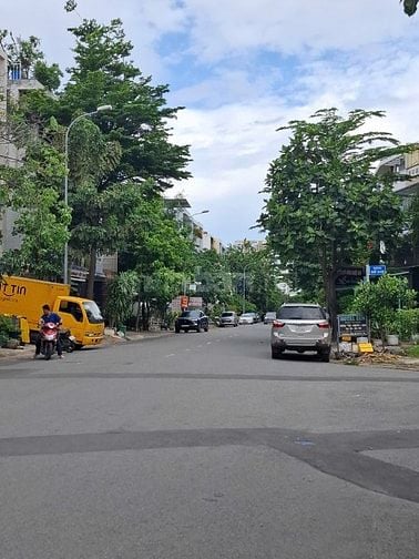 Bán đất đường 31D phường An Phú Quận 2 giá 16,5 tỷ 