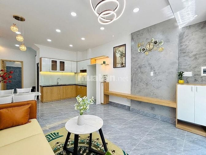 Nhà sổ hồng riêng-full nội thất- hẻm ôtô Lê Văn Sỹ - Quận 3 giá 1tỷ690