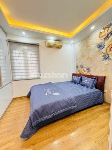 Bán nhà trong ngõ Tôn Đức Thắng