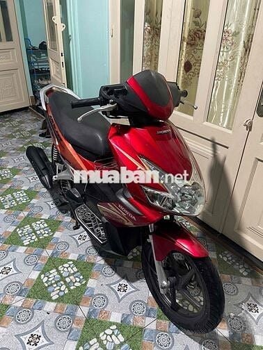 Bán airblade máy rất êm, giấy tờ đầy đủ