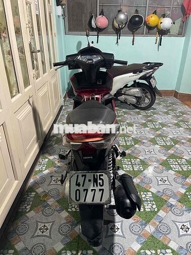 Bán airblade máy rất êm, giấy tờ đầy đủ
