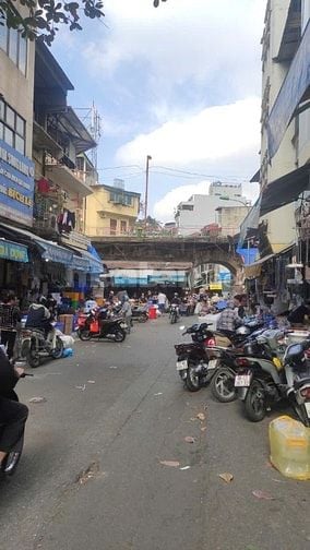 (MIỄN MÔI GIỚI) CHÍNH CHỦ BÁN NHÀ 3 TẦNG 115M2 TẠI HOÀN KIẾM