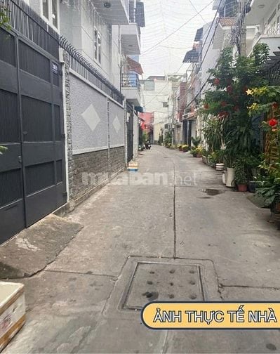 Nhà mới, 1 trệt 1 lầu, có sân riêng, thoáng, 100m ra CMT8