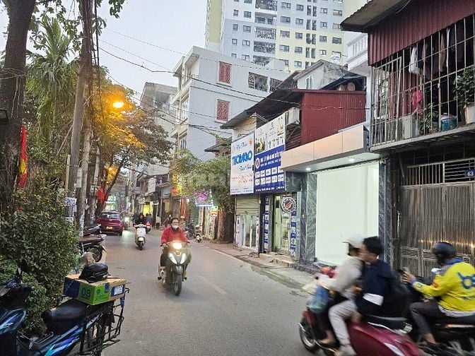 Cho thuê mặt bằng kinh doanh tầng 1 tại Giáp Nhị