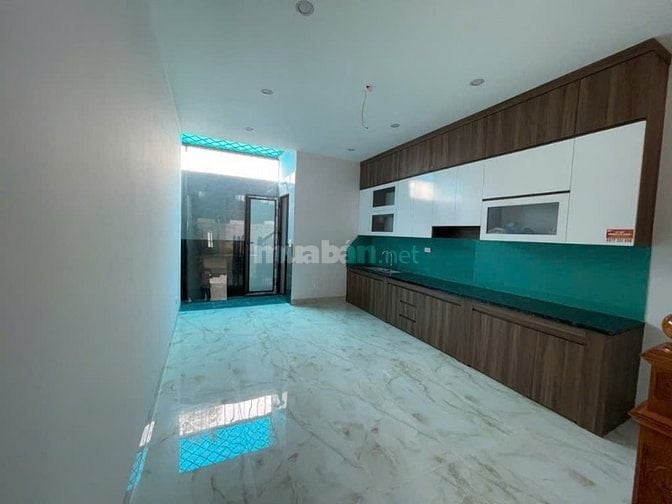 Cần bán gấp nhà 4 tầng Sát chợ Tình Lam, Đại Thành Quốc Oai