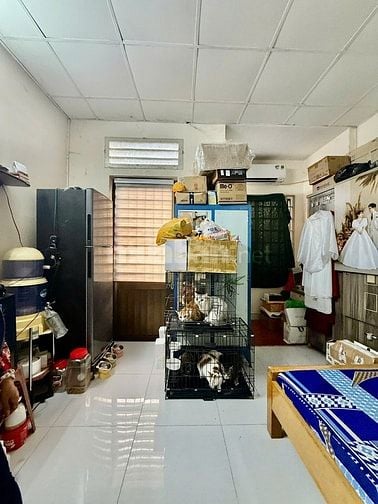 bán gấp nhà mt kinh doanh đường TCH18 gần DH GTVT 40M2 gía 3.8 tỷ tl