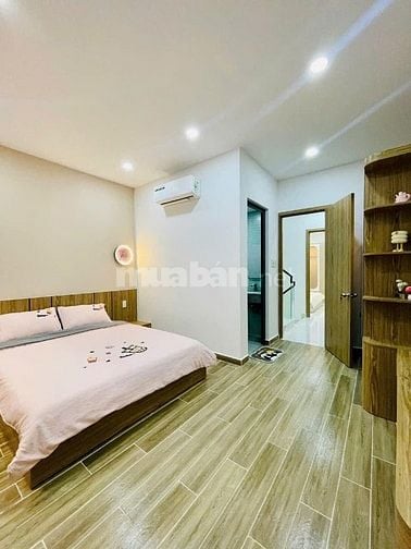 Chú Sáu bán nhà 67m2 Trịnh Đình Trọng, Tân Phú xây 4 tầng. Gần chợ Phú
