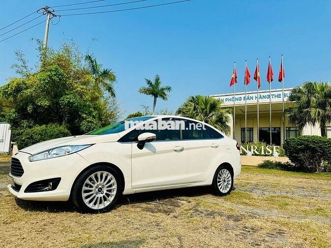 Ford Fiesta 2018 1.5 AT Titanium - 85000 km