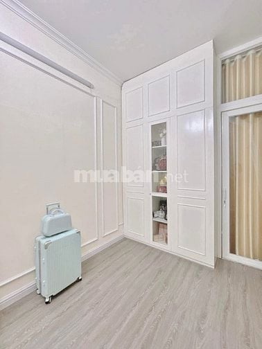 Nhà Đẹp Ở Luôn, Ngõ Văn Hương, Đống Đa 25m, 4 tầng, mt 3.3m, 5.6 tỷ