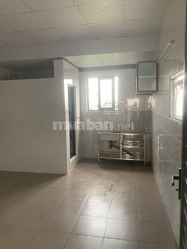 Cho thuê nguyên lầu 3 gồm 2 phong ngủ riêng biệt 