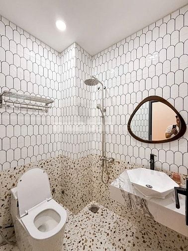 Nhà tuyệt đẹp DT:3x10,5m CAO CẤP hẻm Hoàng Văn Thụ, P9, Q.Phú Nhuận.