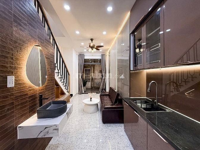 Nhà tuyệt đẹp DT:3x10,5m CAO CẤP hẻm Hoàng Văn Thụ, P9, Q.Phú Nhuận.