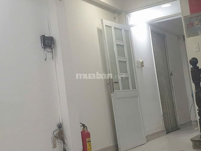 Cho thuê nhà mặt tiền đường Lê Hồng Phong, Phường 2, Quận 10