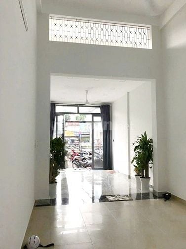 Nhà 2 lầu + ST Mặt tiền Xóm Củi P11 Q8